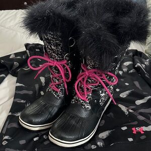 Sorel Black and Pink Lace Up Boots